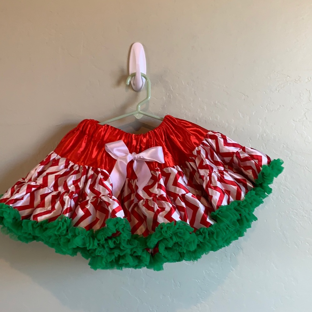 Custom Holiday red and green Tutu sz 3/4/5
